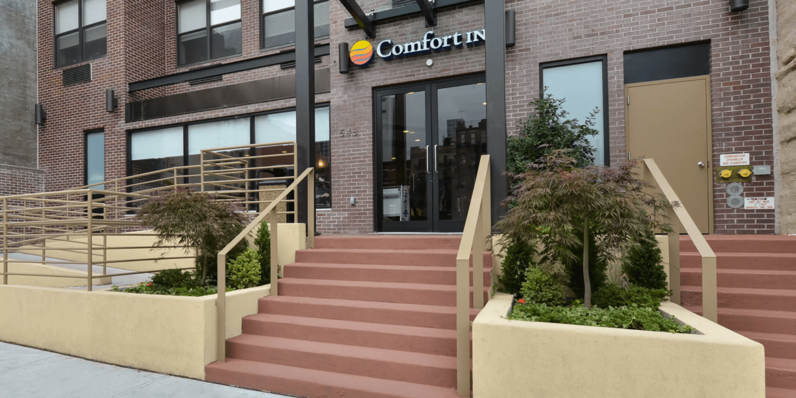 Comfort Inn Midtown West M R Hotel Management